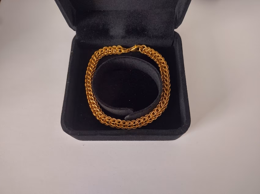 Vinctus Reparatii Bijuterii